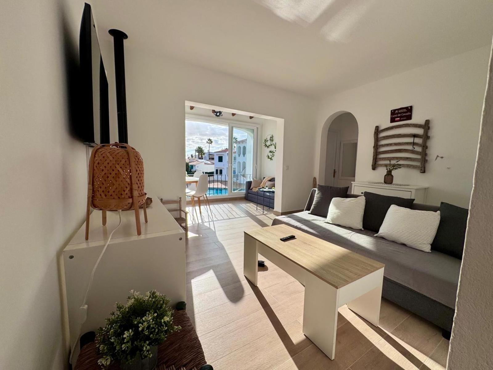 Precioso Apartamento Residencial Con Piscina Cala En Porter  Εξωτερικό φωτογραφία